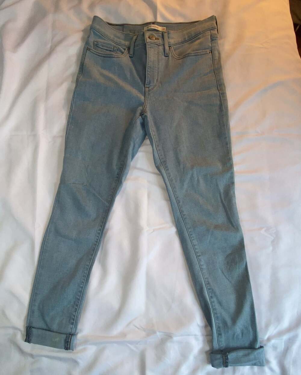 Boho Levi's 311 Shaping Skinny Size 28 Light Wash